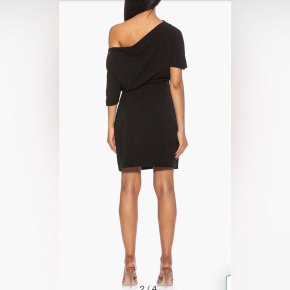 Alexia Admor off shoulder dress - Picture 2 of 2